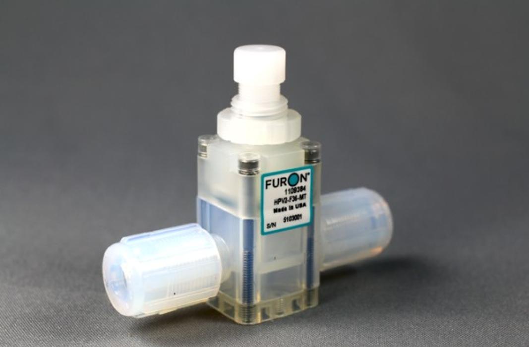 Furon® HPVM Valve - 2 Way Manual Multi-Turn | Saint-Gobain